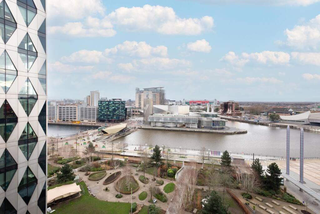 Stylish Mediacity 2Bed, Sleeps 6, Amazing Views Manchester Exteriér fotografie