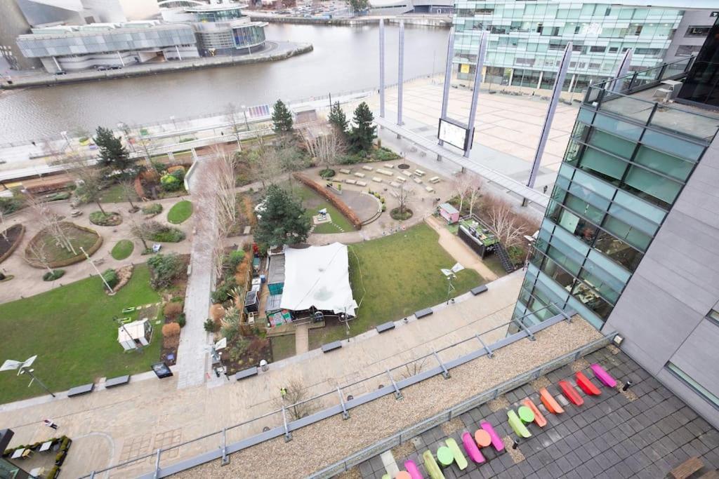 Stylish Mediacity 2Bed, Sleeps 6, Amazing Views Manchester Exteriér fotografie