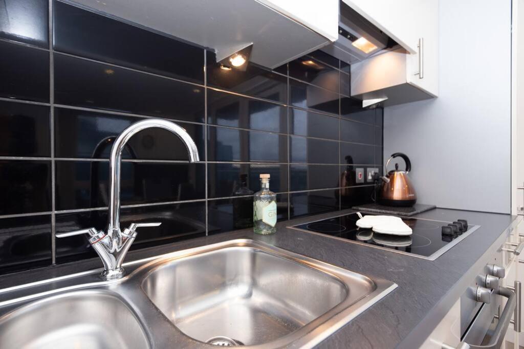 Stylish Mediacity 2Bed, Sleeps 6, Amazing Views Manchester Exteriér fotografie