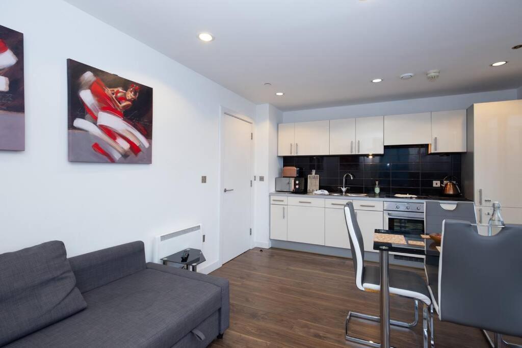 Stylish Mediacity 2Bed, Sleeps 6, Amazing Views Manchester Exteriér fotografie