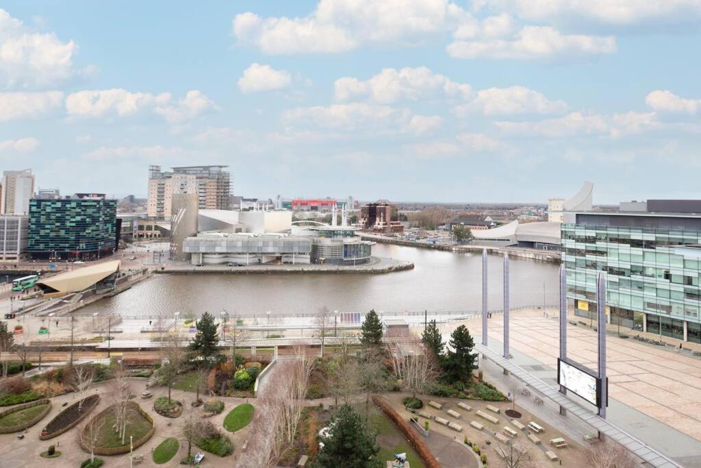 Stylish Mediacity 2Bed, Sleeps 6, Amazing Views Manchester Exteriér fotografie