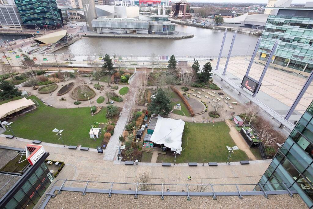 Stylish Mediacity 2Bed, Sleeps 6, Amazing Views Manchester Exteriér fotografie